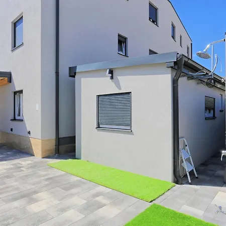 With Parking Space - 19213 تروغير