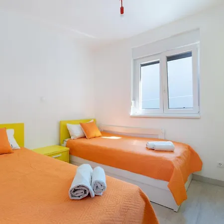 With Parking Space - 19213 * Trogir